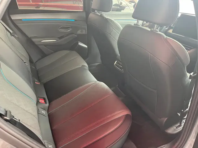 BYD Qin L — Фото автомобиля 8