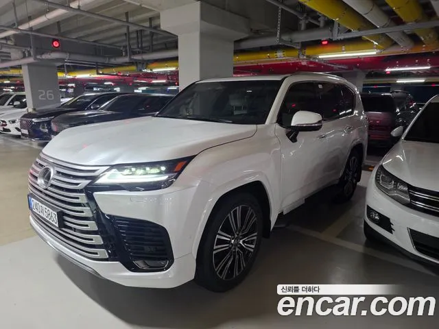 Lexus LX 4th Gen — Фото автомобиля 2