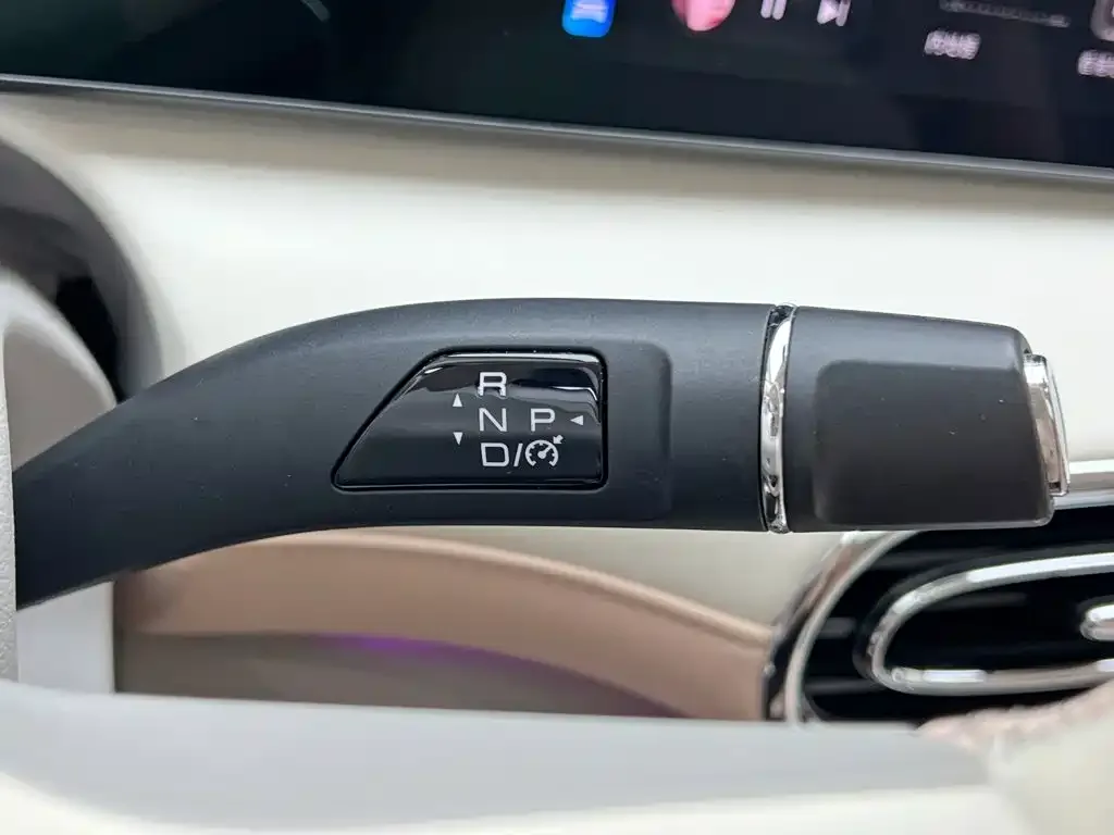 Ora Ora Ballet Cat 2022 401km Nutcracker Edition — Фото автомобиля 19