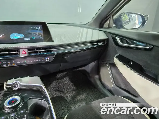 Kia EV6 — Фото автомобиля 11