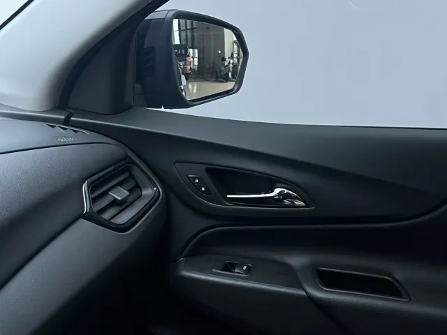 Chevrolet Equinox — Фото автомобиля 13
