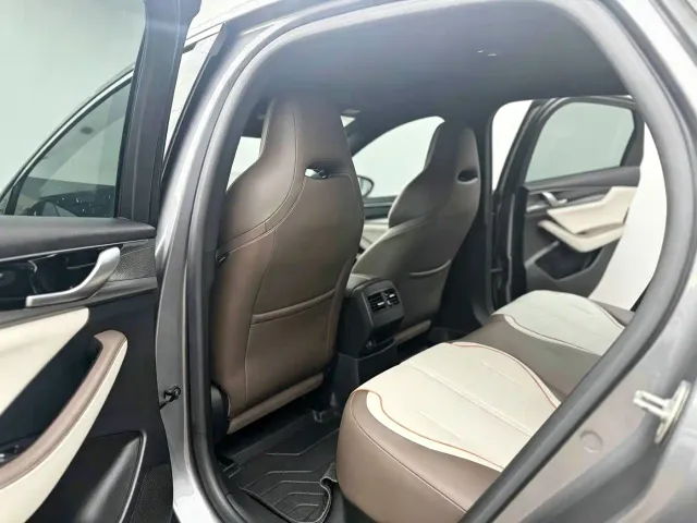 BYD Qin PLUS — Фото автомобиля 5