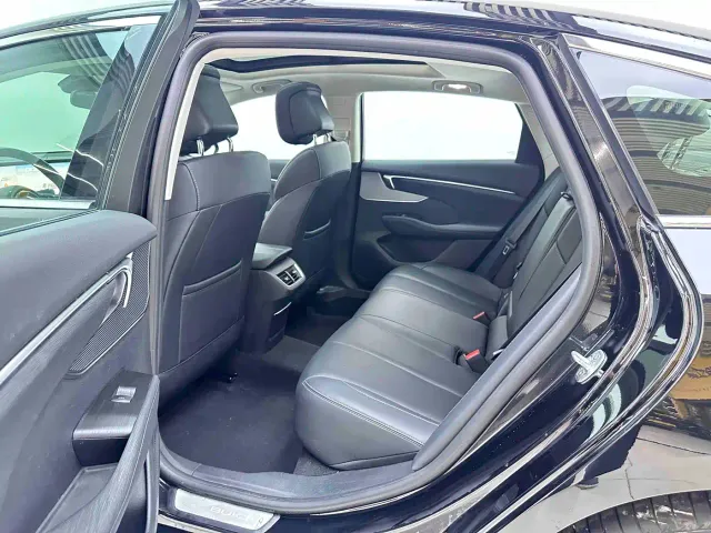 Buick LaCrosse — Фото автомобиля 12