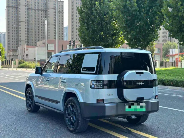 BYD FangChengBao Titanium 7 — Фото автомобиля 9