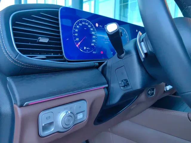 Mercedes-Benz GLE-Class — Фото автомобиля 16