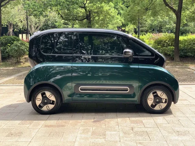 Baojun KiWi EV — Фото автомобиля 7