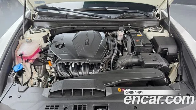 Hyundai Grandeur GN7 — Фото автомобиля 9