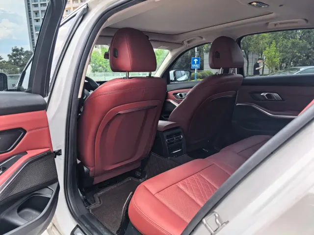 BMW 3 Series — Фото автомобиля 26