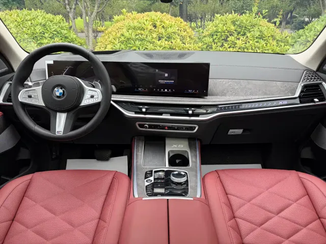 BMW X5 — Фото автомобиля 14