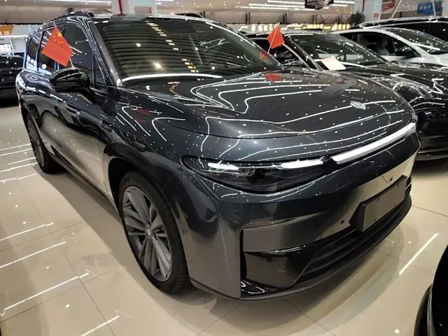 Leapmotor C16 — Фото автомобиля 3