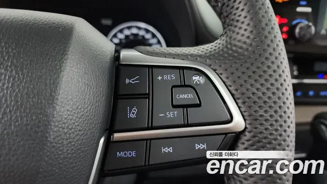Toyota Sienna — Фото автомобиля 16