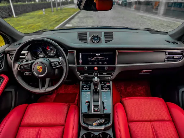 Porsche Macan — Фото автомобиля 12