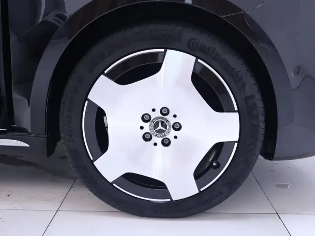 Mercedes-Benz V-Class — Фото автомобиля 6