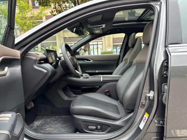 Changan Eado — Фото автомобиля 7