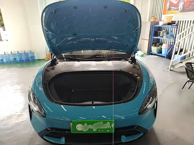 Xiaomi SU7 — Фото автомобиля 19