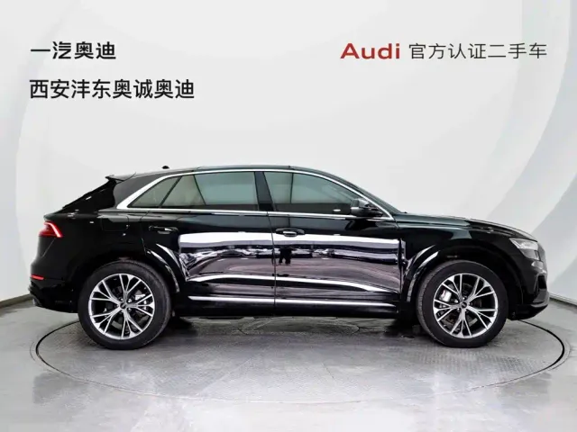 Audi Audi Q8 2023 55 TFSI Luxury Sport — Фото автомобиля 3
