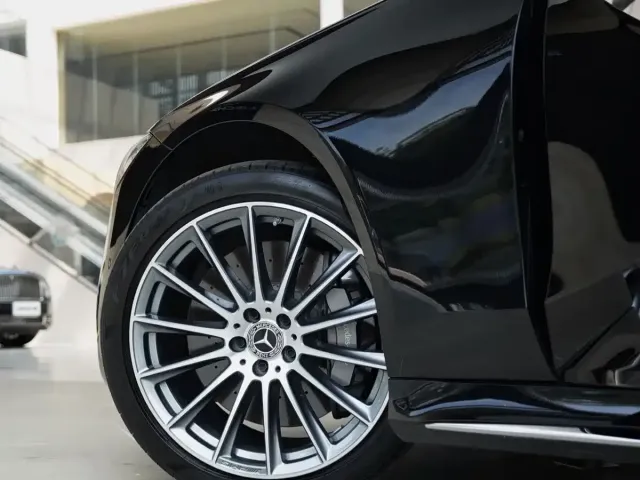 Mercedes-Benz S-Class — Фото автомобиля 16