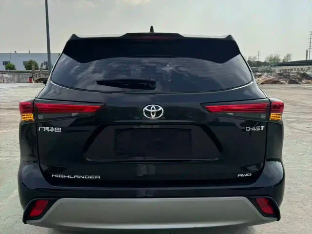 Toyota Highlander — Фото автомобиля 8