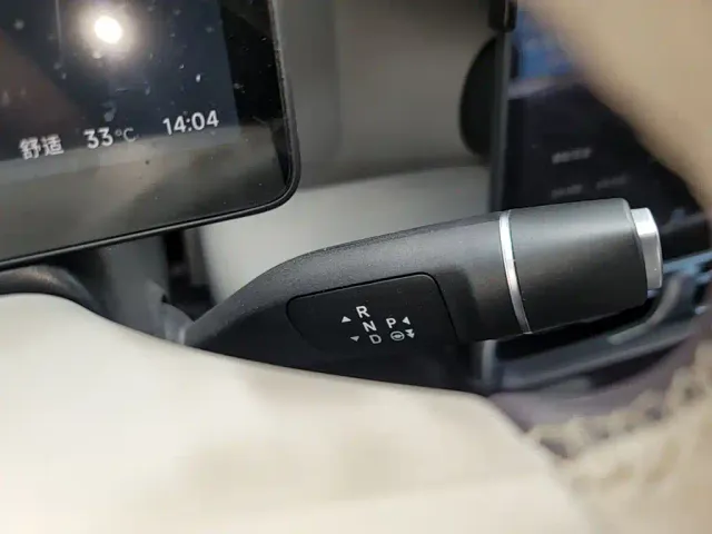 Leapmotor B10 — Фото автомобиля 13