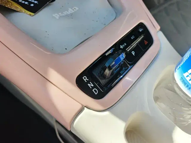 Geely Starry Wish — Фото автомобиля 15
