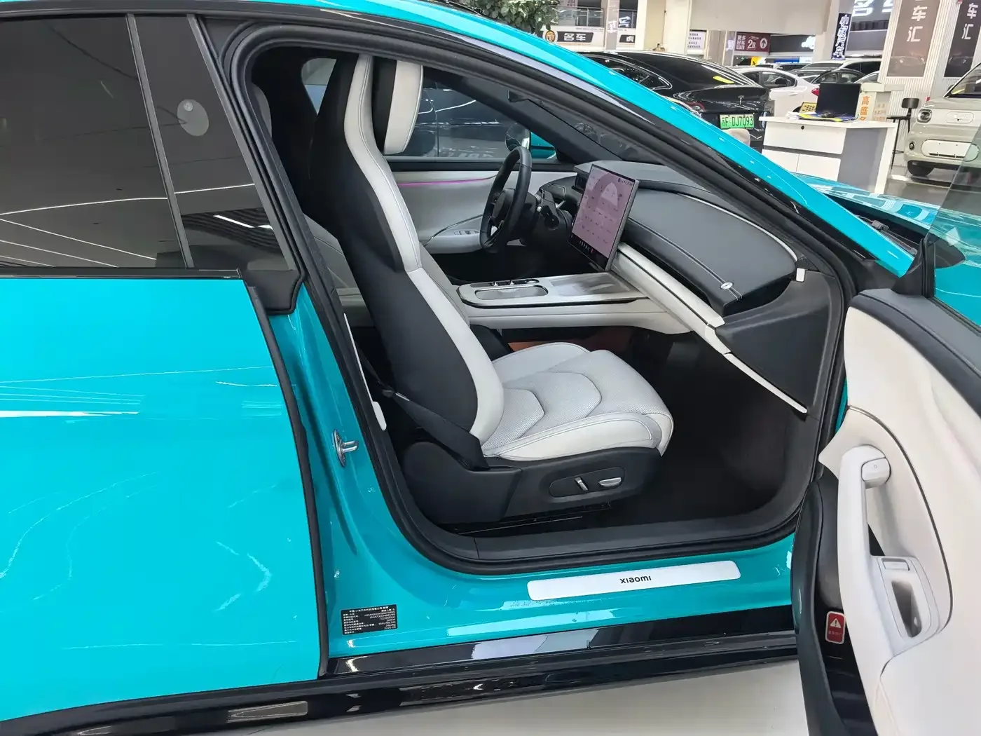Xiaomi Auto Xiaomi SU7 2024 RWD Long Range Intelligent Driving Edition — Фото автомобиля 14