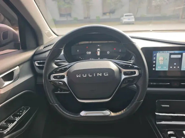 Wuling Victory — Фото автомобиля 17
