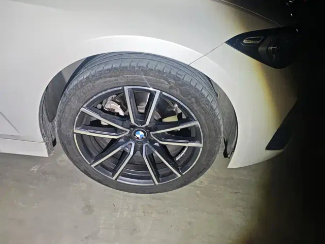 BMW 3 Series — Фото автомобиля 6