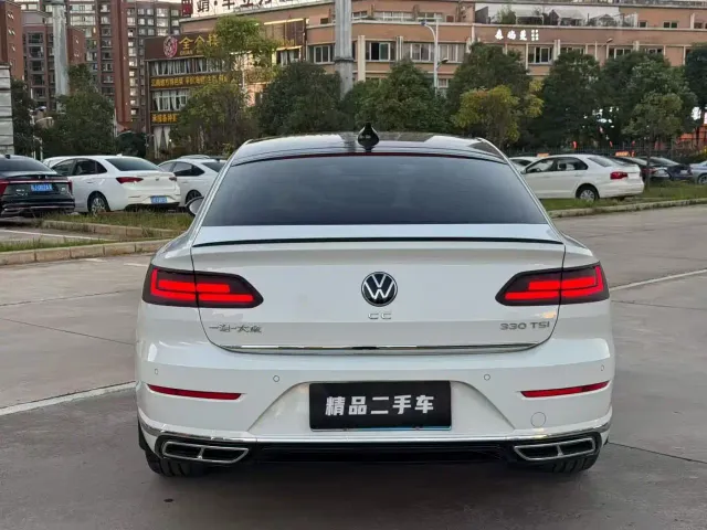 Volkswagen CC — Фото автомобиля 8