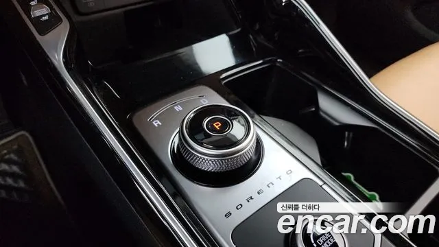 Kia Sorento Sorento 4-е поколение Дизель 2.2 2WD — Фото автомобиля 8