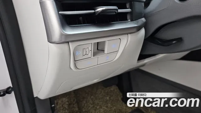 Hyundai Grandeur GN7 — Фото автомобиля 29