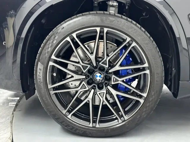 BMW X5 M — Фото автомобиля 27