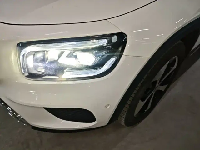 Mercedes-Benz GLB-Class — Фото автомобиля 23