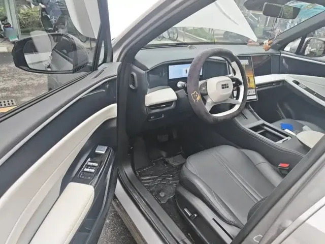 Geely Galaxy Galaxy L7 2023 1.5T 115km MAX — Фото автомобиля 13