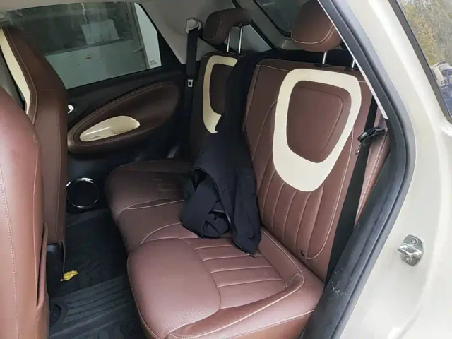 Wuling Bingo — Фото автомобиля 16