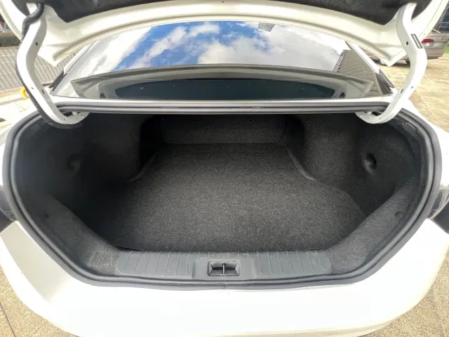 Nissan Sylphy — Фото автомобиля 10