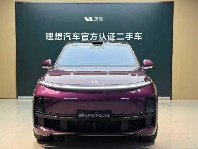 Li Auto L9 — Фото автомобиля 2