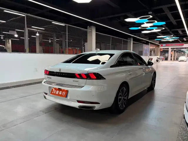 Peugeot 508 — Фото автомобиля 9