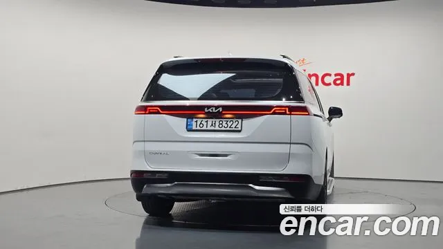 Kia Carnival — Фото автомобиля 4