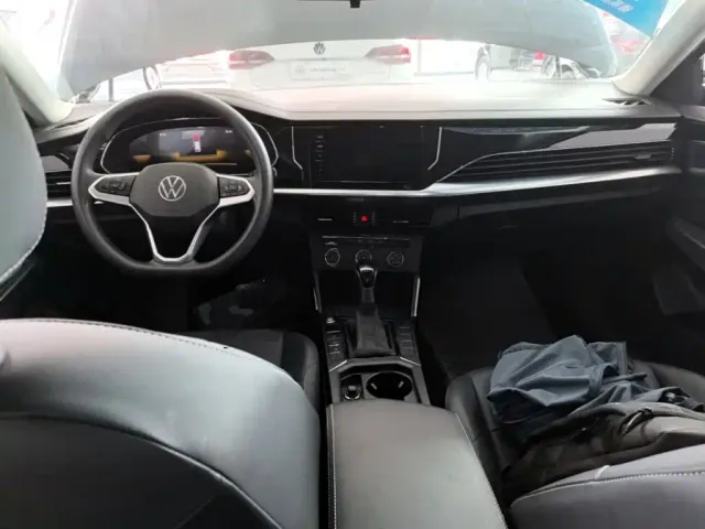Volkswagen Passat — Фото автомобиля 9