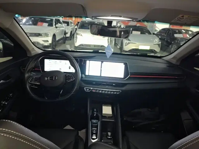 Geely Binrui — Фото автомобиля 9