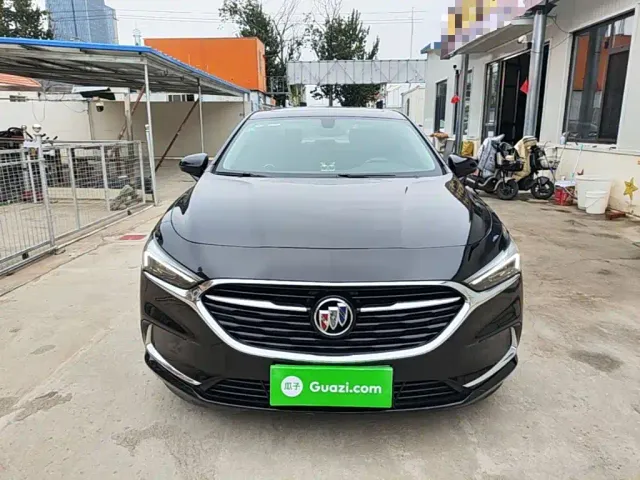 Buick LaCrosse — Фото автомобиля 2