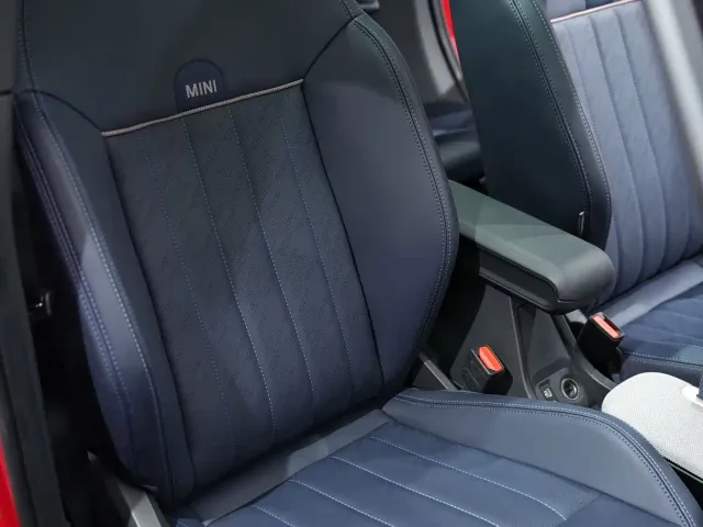MINI Hatch — Фото автомобиля 9