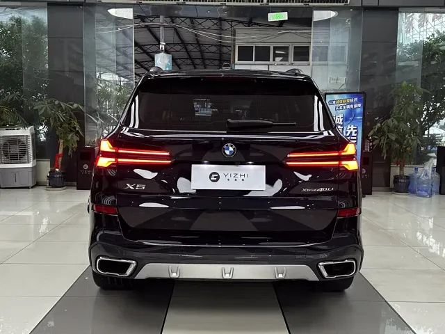 BMW X5 — Фото автомобиля 13