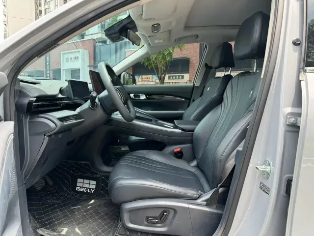 Geely Galaxy E5 — Фото автомобиля 6