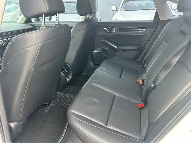 Honda Civic — Фото автомобиля 5