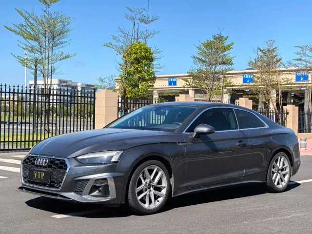 Фотография автомобиля — Audi A5