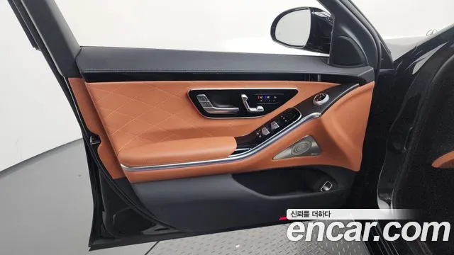 Mercedes-Benz S-Class — Фото автомобиля 20