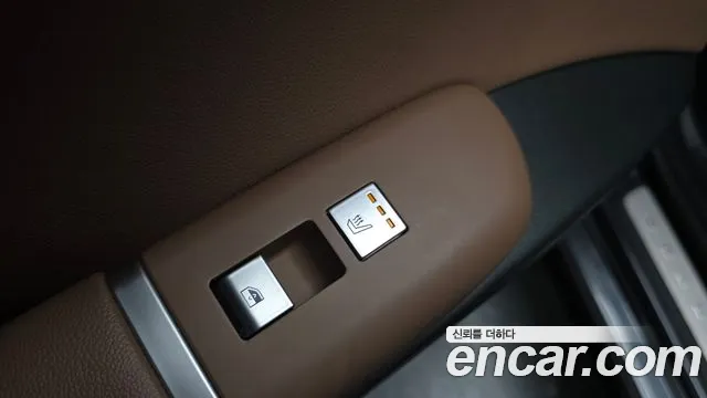 Hyundai Grandeur GN7 — Фото автомобиля 27