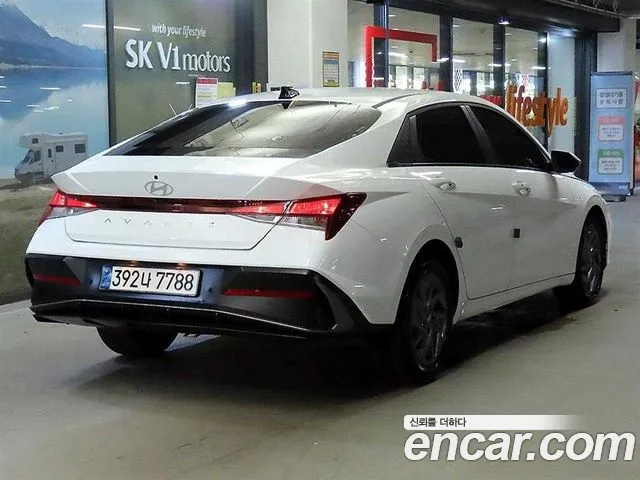 Hyundai Avante CN7 — Фото автомобиля 2