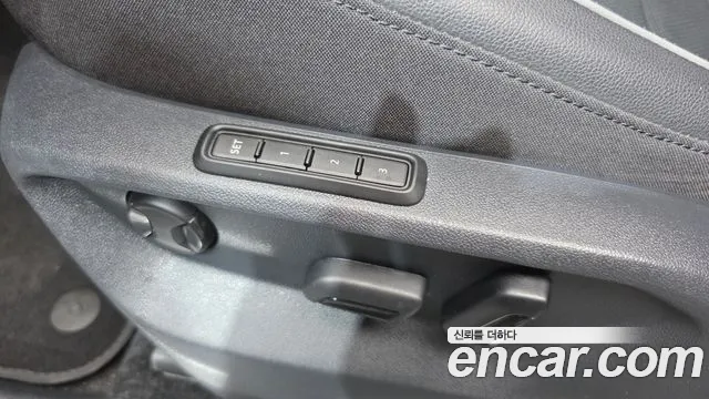 Volkswagen Tiguan — Фото автомобиля 15